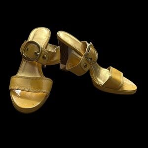 Coach Yellow Buckle Heels Size 8 1/2